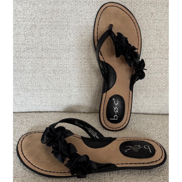 B.O.C. Sandals Women Size 7 M Black‎ Leather Floral Detail Cushion Slip On - Picture 4 of 8